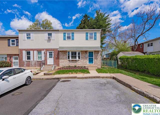 Property at 5727 Greens Dr, Allentown City, PA 18106, 3 beds, 2.5 baths