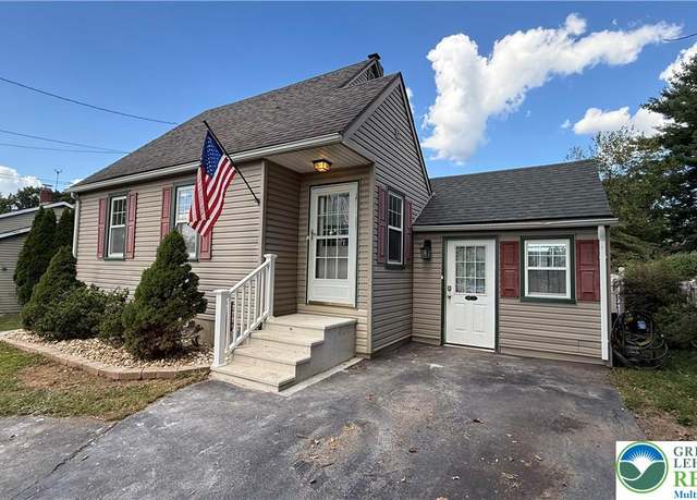 Property at 1421 Sullivan Trl, Easton, PA 18040, 2 beds, 3 baths