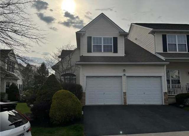 Property at 18 Cobblestone Dr, Palmer Twp, PA 18045, 3 beds, 2.5 baths