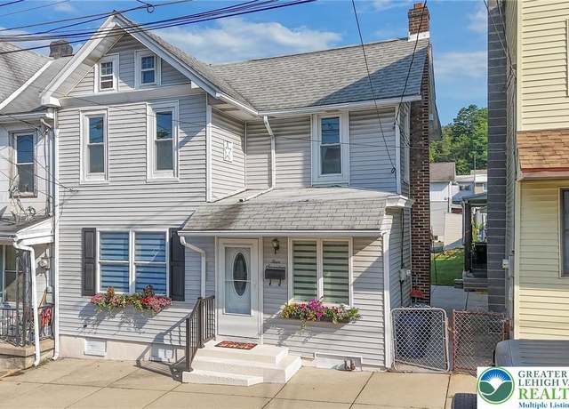 Property at 417 E Union St, Tamaqua Boro, PA 18252, 3 beds, 2 baths