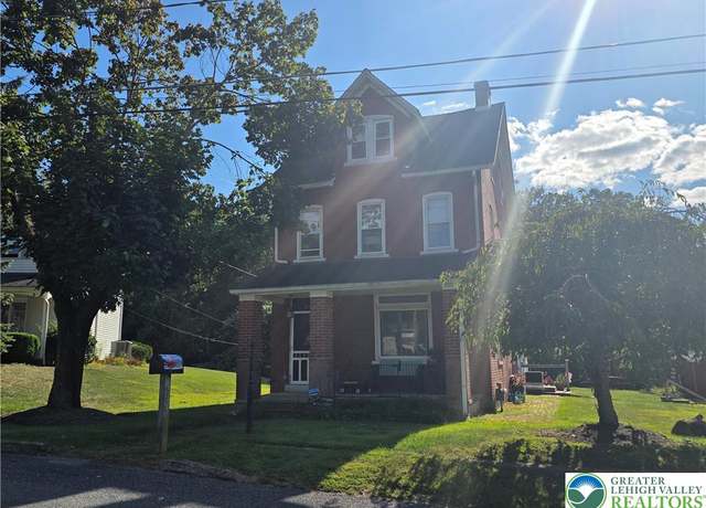 Property at 1544 Church Rd, Allentown City, PA 18103, 3 beds, 1.5 baths