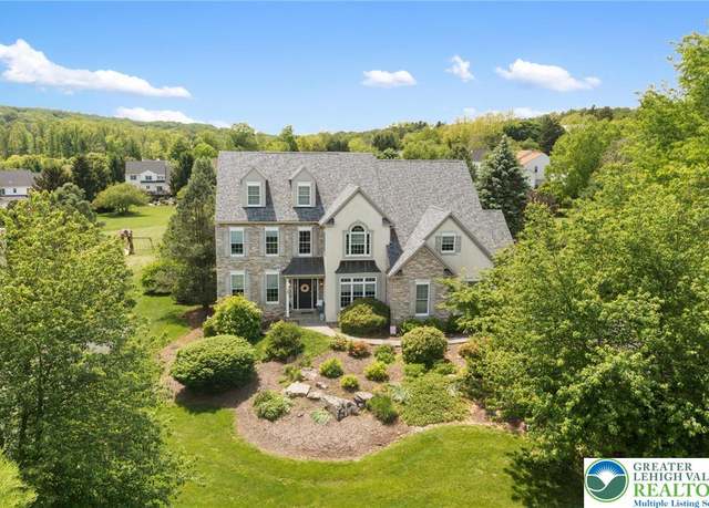 Property at 6100 Whitetail Dr, Upper Saucon Twp, PA 18036, 5 beds, 4 baths