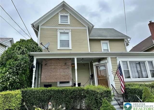 Property at 189 W 27th St, Northampton Boro, PA 18067, 4 beds, 2 baths