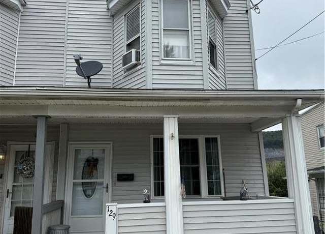 Property at 129 Ridge St, Coaldale Boro, PA 18218, 3 beds, 1.5 baths