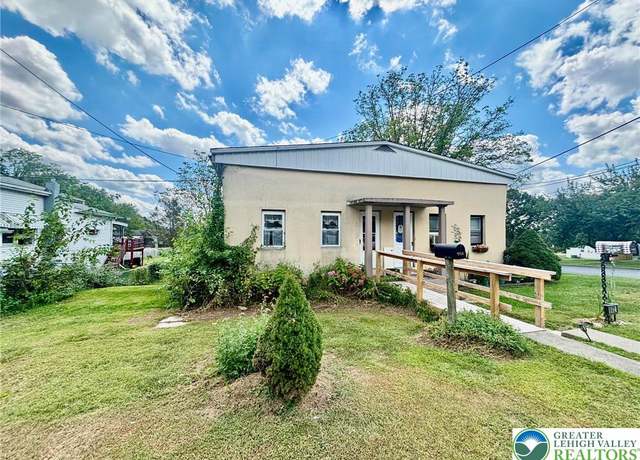 Property at 604 Penn St, Bath Boro, PA 18014, 3 beds, 2 baths
