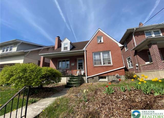 Property at 2146 Lincoln Ave, Northampton Borough, PA 18067, 3 beds, 2 baths