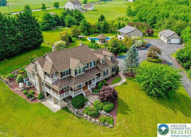 Property at 3075 Rockdale Rd, North Whitehall Twp, PA 18080, 5 beds, 4.5 baths