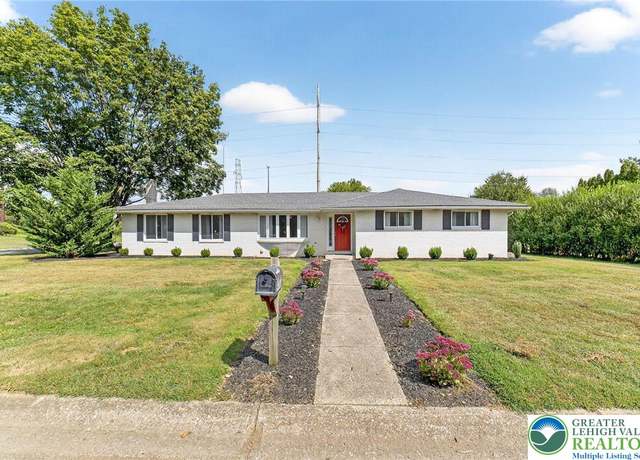 Property at 4110 Ginger Ln, Bethlehem City, PA 18020, 4 beds, 2 baths
