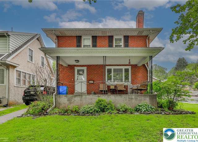 Property at 1629 Easton Ave, Bethlehem City, PA 18017, 3 beds, 2 baths
