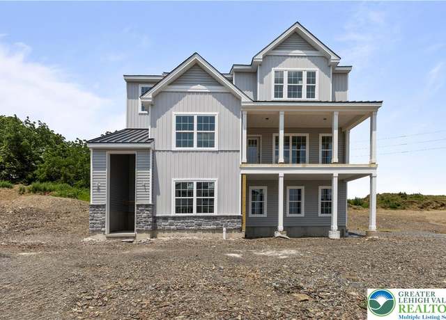 Property at 4929 Farrcroft Dr Unit 83B, Forks Twp, PA 18078, 4 beds, 3.5 baths