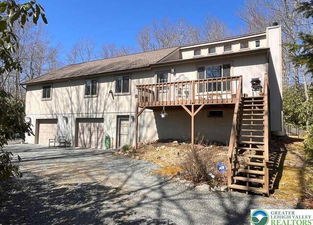 Property at 5 Cayuga Dr, Penn Forest Twp, PA 18229, 3 beds, 2 baths
