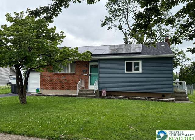 Property at 1825 Pelham Rd, Bethlehem City, PA 18018, 3 beds, 1 bath