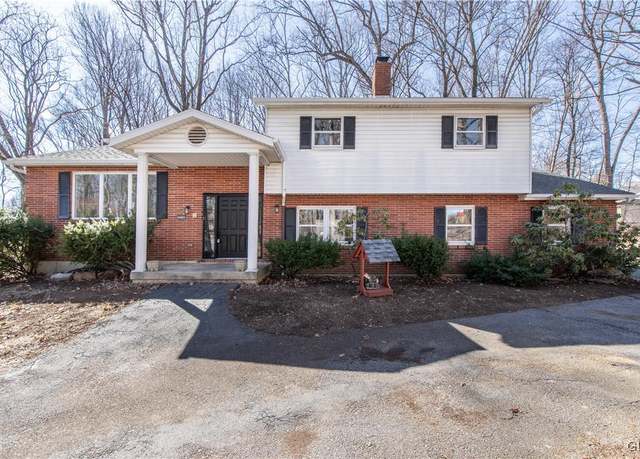 Property at 3238 Woodlea Rd, North Whitehall Twp, PA 18069, 4 beds, 3 baths