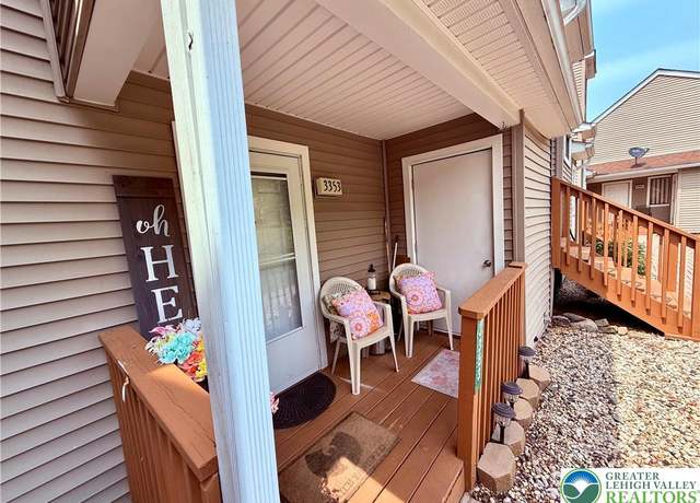Property at 3353 Windermere Dr, Lehman Twp, PA 18324, 3 beds, 1.5 baths