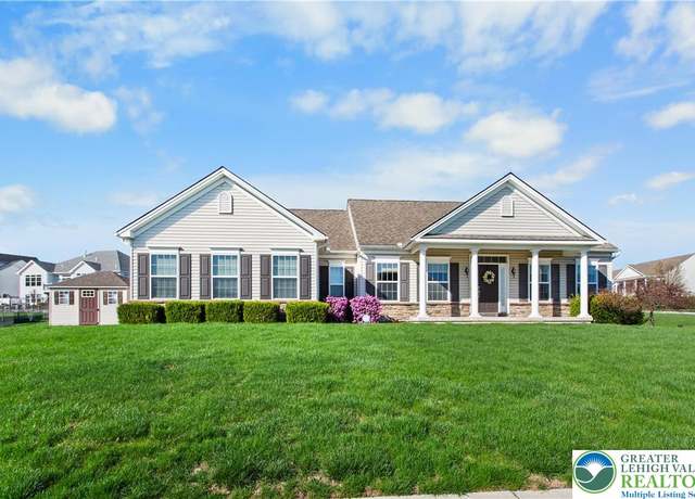 Property at 1605 Dartmoor Dr, Forks Twp, PA 18040, 3 beds, 2 baths