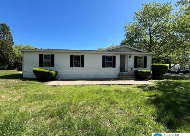 Property at 12 Spruce Ct, Moore Twp, PA 18014, 2 beds, 2 baths