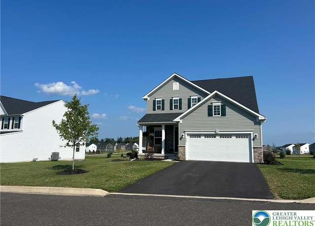 Property at 8209 Young Blvd, Upper Macungie Twp, PA 18051, 4 beds, 3.5 baths