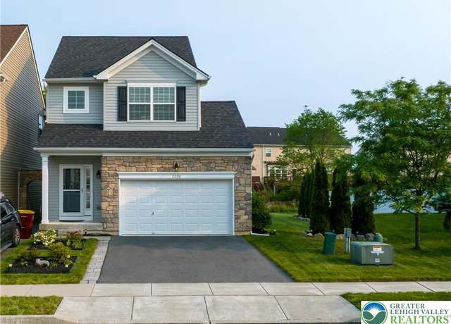 Property at 2096 Huntington Ln, Easton, PA 18040, 3 beds, 2.5 baths