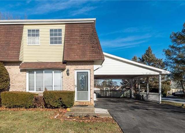 Property at 105 Wilden Dr, Palmer Twp, PA 18045-5624, 3 beds, 1.5 baths