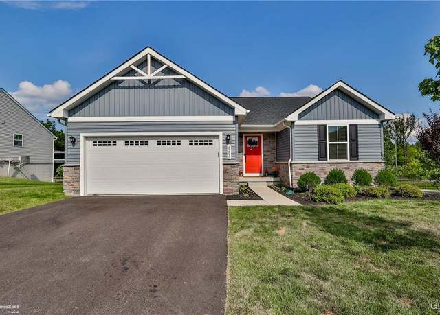 Property at 4201 Magnolia Ln, Whitehall Twp, PA 18052, 3 beds, 2 baths