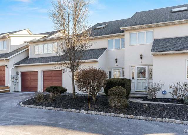Property at 10 Aspen Ct, Forks Twp, PA 18040, 3 beds, 3 baths