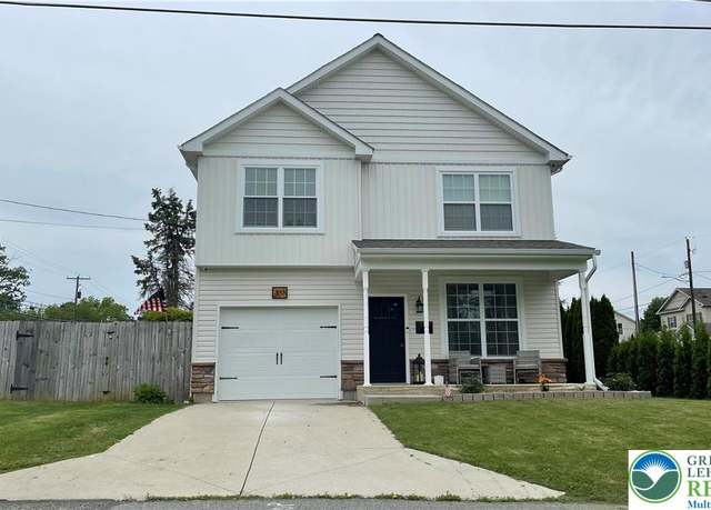Property at 331 Minor St, Emmaus Borough, PA 18049, 3 beds, 2.5 baths