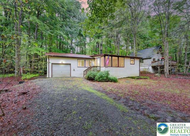 Property at 433 Orono Dr, Coolbaugh Twp, PA 18347, 3 beds, 1 bath