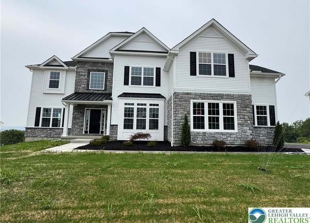 Property at 4876 Farrcroft Dr #81, Forks Twp, PA 18040, 4 beds, 3.5 baths