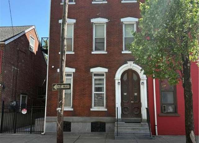 Property at 542 W Walnut St, Allentown City, PA 18101, 5 baths