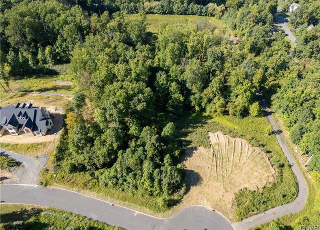 Property at 5320 Saucon Ridge Rd, Upper Saucon Twp, PA 18036