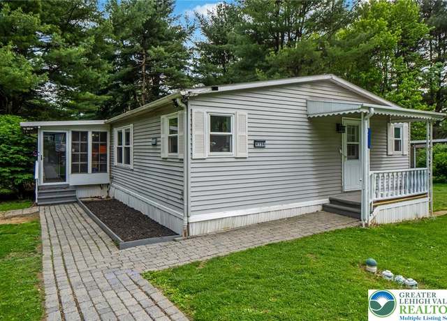 Property at 8736 Evergreen Cir, Upper Macungie Twp, PA 18031, 3 beds, 2 baths