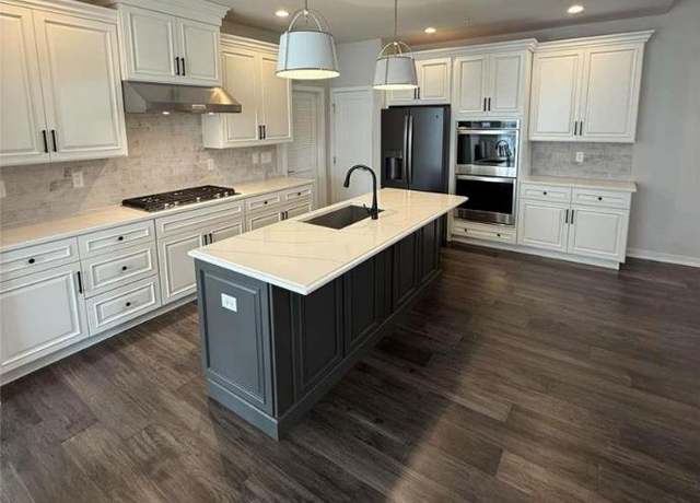 Property at 6907 Cedar Dr, East Allen Twp, PA 18014, 2 beds, 2 baths