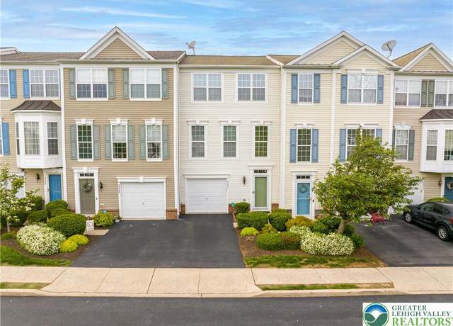 Property at 5221 Chandler Way, South Whitehall Twp, PA 18069, 3 beds, 2.5 baths