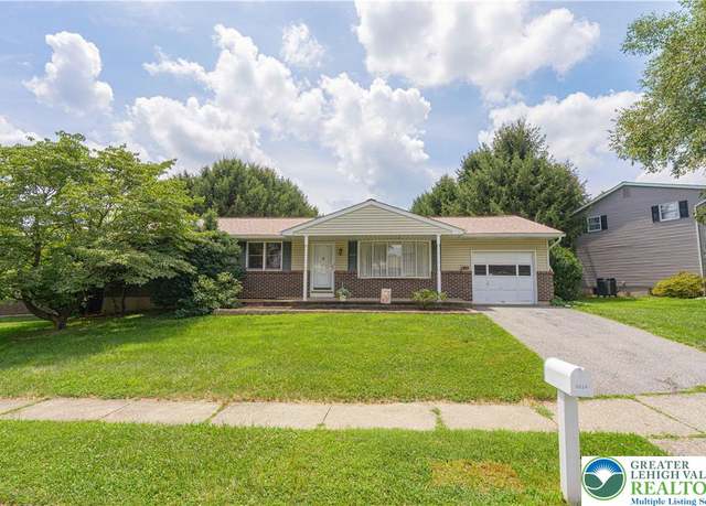 Property at 3024 Magnolia Cir, Lower Macungie Twp, PA 18062, 3 beds, 1.5 baths