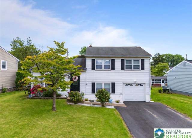 Property at 4308 Windfield Ter, Bethlehem Twp, PA 18045, 3 beds, 2 baths