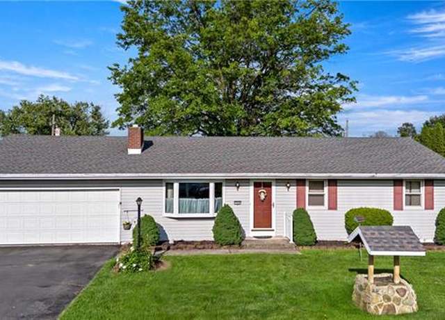 Property at 155 7th St, Tatamy Borough, PA 18085, 3 beds, 1.5 baths