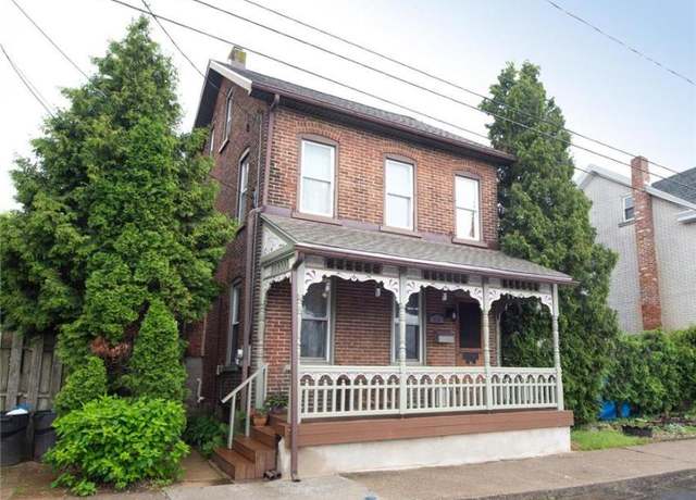 Property at 560 Jubilee St, Emmaus Boro, PA 18049, 4 beds, 1.5 baths