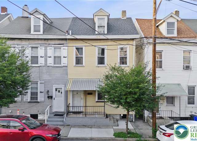 Property at 919 Lehigh St, Easton, PA 18042, 3 beds