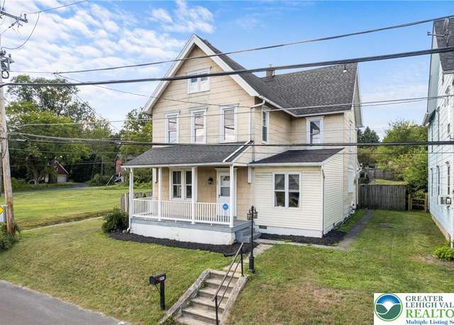 Property at 297 Blue Mountain Dr, Lehigh Twp, PA 18088, 7 beds, 2 baths
