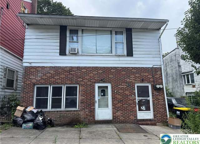 Property at 27 W Main St #25, Girardville Boro, PA 17935, 4 beds, 2 baths