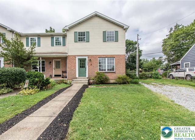 Property at 1948 Grove St, South Whitehall Twp, PA 18104, 3 beds, 1.5 baths