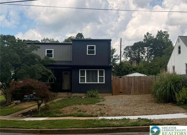 Property at 303 College Dr, Allentown City, PA 18104, 5 beds, 2 baths
