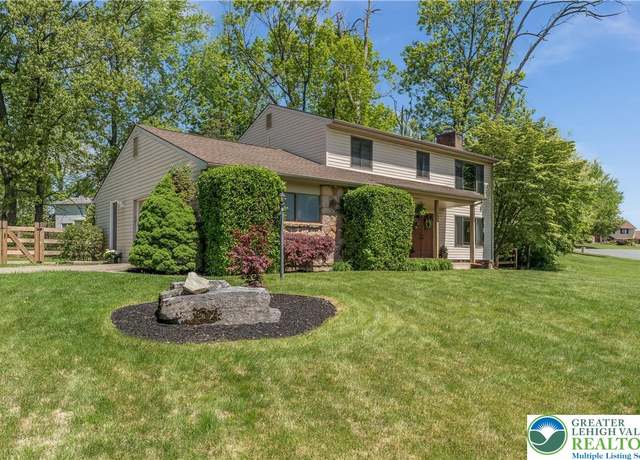 Property at 3615 Nicholson Rd, Bethlehem Twp, PA 18020, 4 beds, 2.5 baths