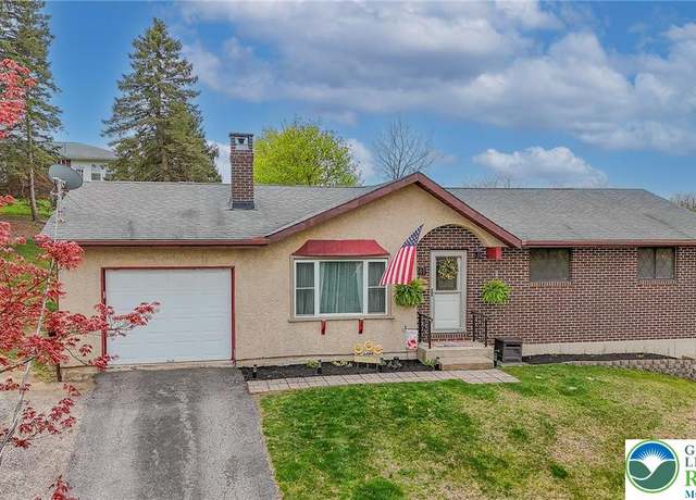 Property at 301 W Fell St, Summit Hill Boro, PA 18250, 3 beds, 1 bath