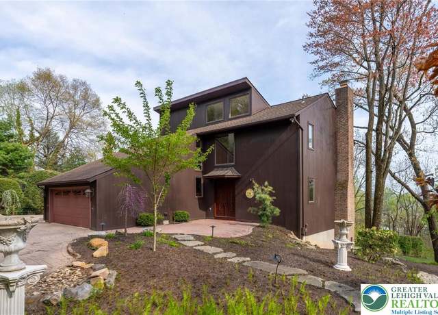 Property at 3446 Honeysuckle Rd, Upper Saucon Twp, PA 18015, 2 beds, 2.5 baths
