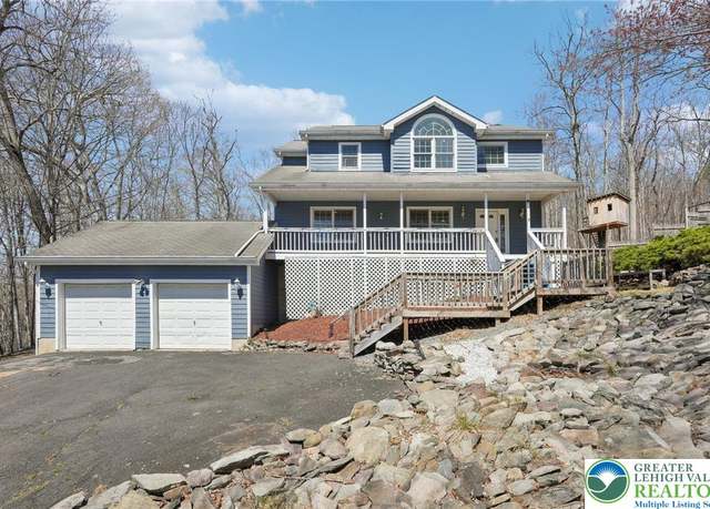 Property at 360 Eastshore Dr, Stroud Twp, PA 18301, 4 beds, 3.5 baths
