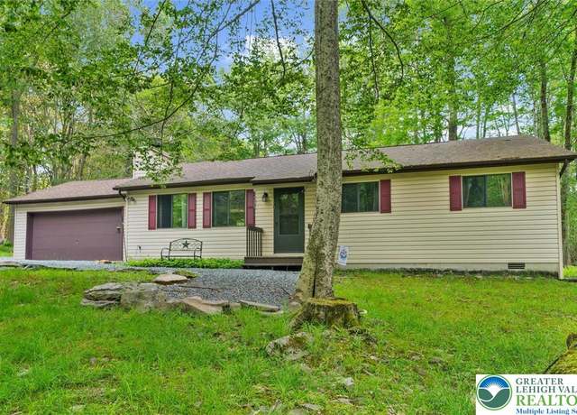 Property at 130 Tommys Ln, Tobyhanna Twp, PA 18347, 3 beds, 2 baths