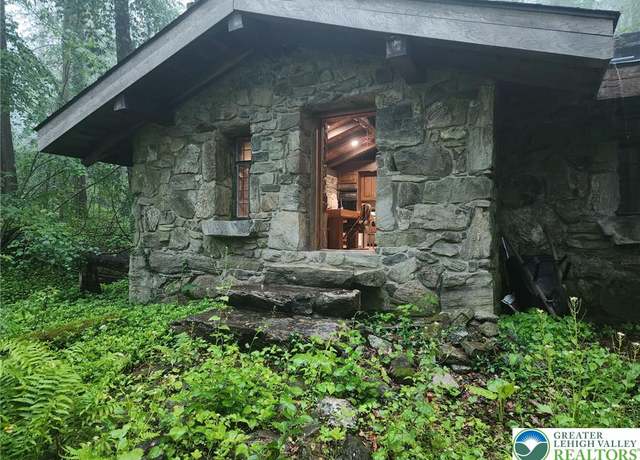 Property at 2244 Williams Church Rd, Lower Saucon Twp, PA 18055, 3 beds, 2 baths