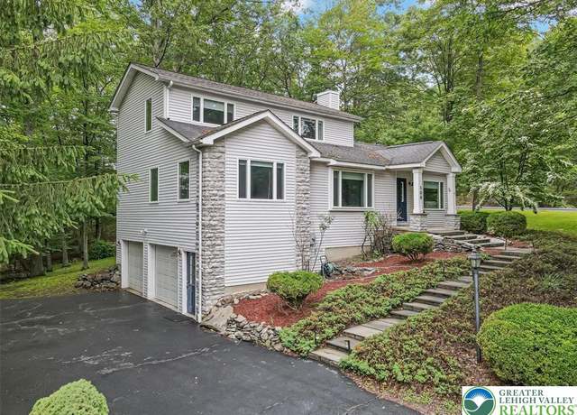 Property at 106 Legends, Middle Smithfield Twp, PA 18302, 3 beds, 2 baths