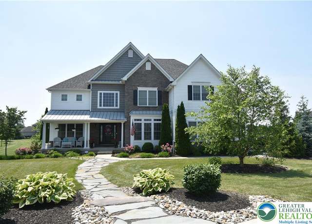 Property at 4323 Saratoga Dr, Lower Nazareth Twp, PA 18020, 6 beds, 4.5 baths